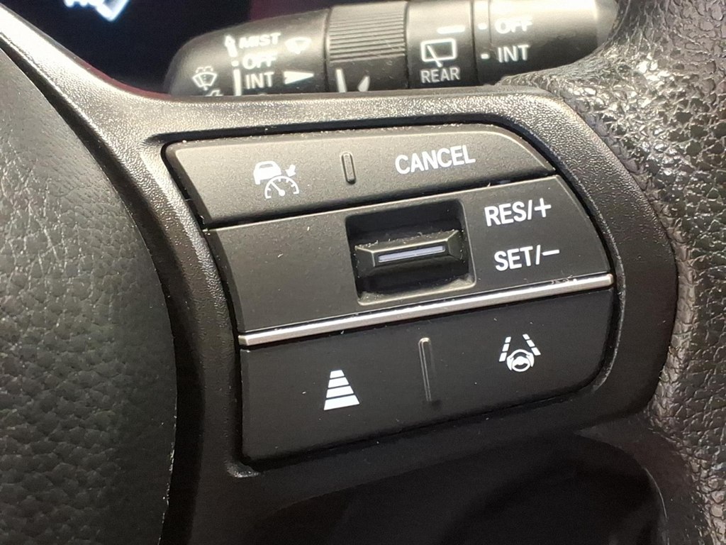 Photo 11 of this HONDA CR-V