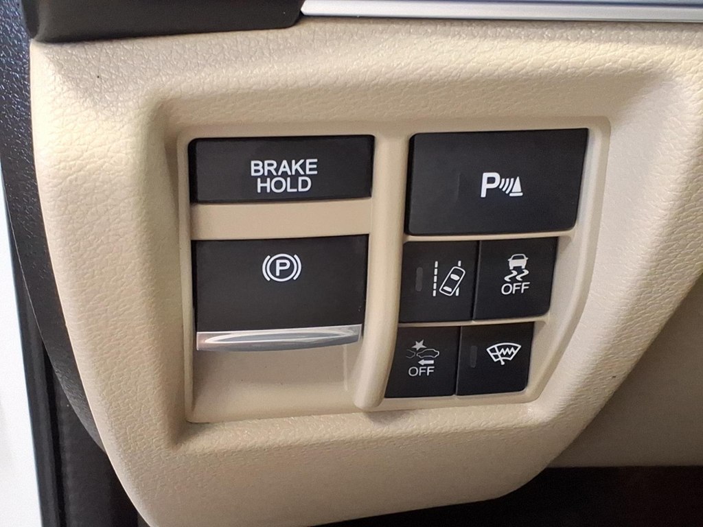 Photo 10 of this ACURA MDX