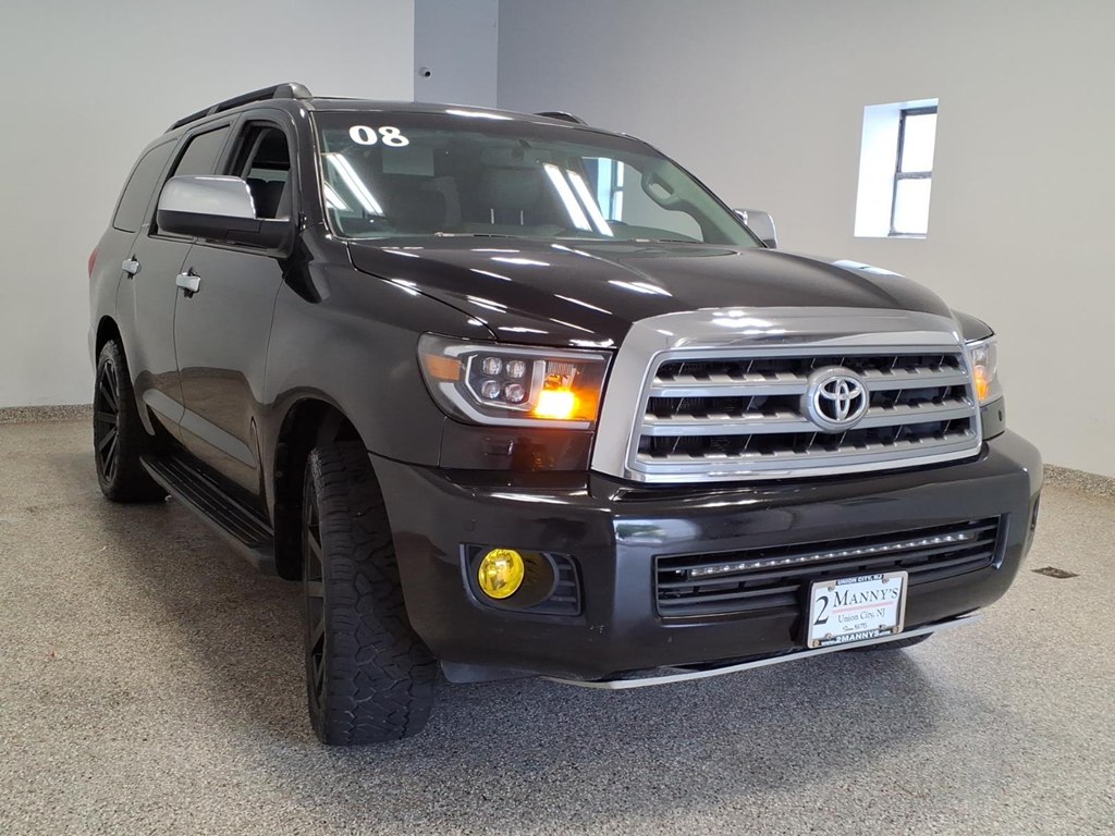 Photo 3 of this TOYOTA SEQUOIA