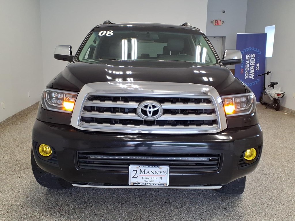 Photo 2 of this TOYOTA SEQUOIA