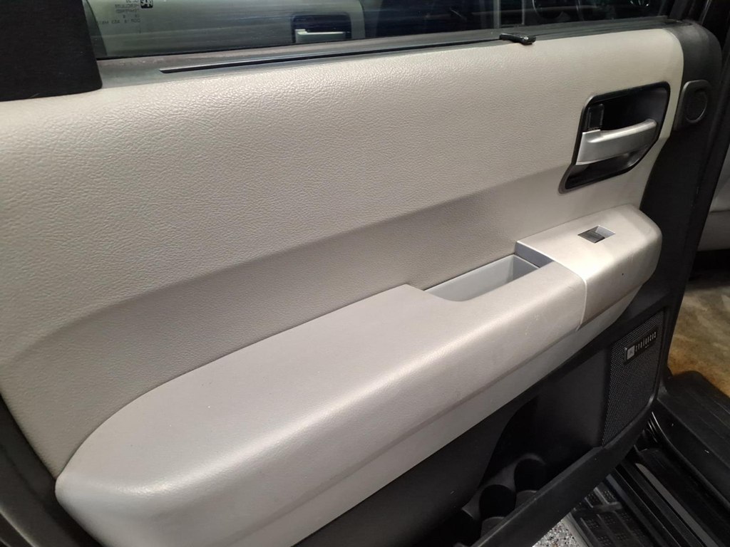 Photo 19 of this TOYOTA SEQUOIA