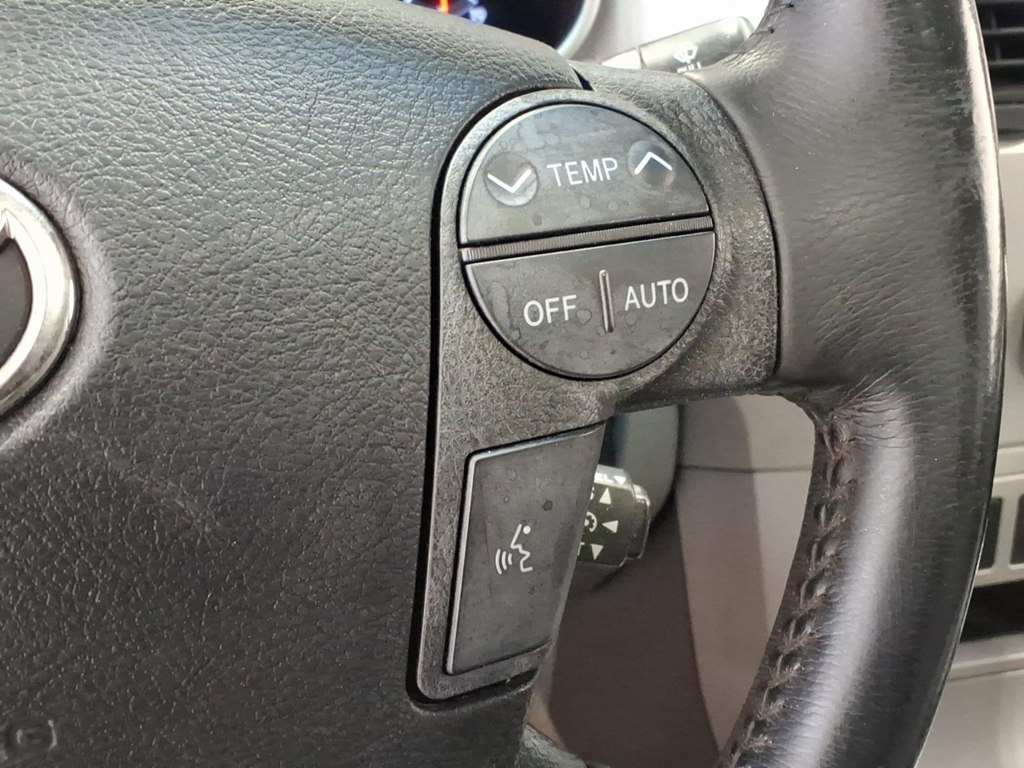 Photo 13 of this TOYOTA SEQUOIA