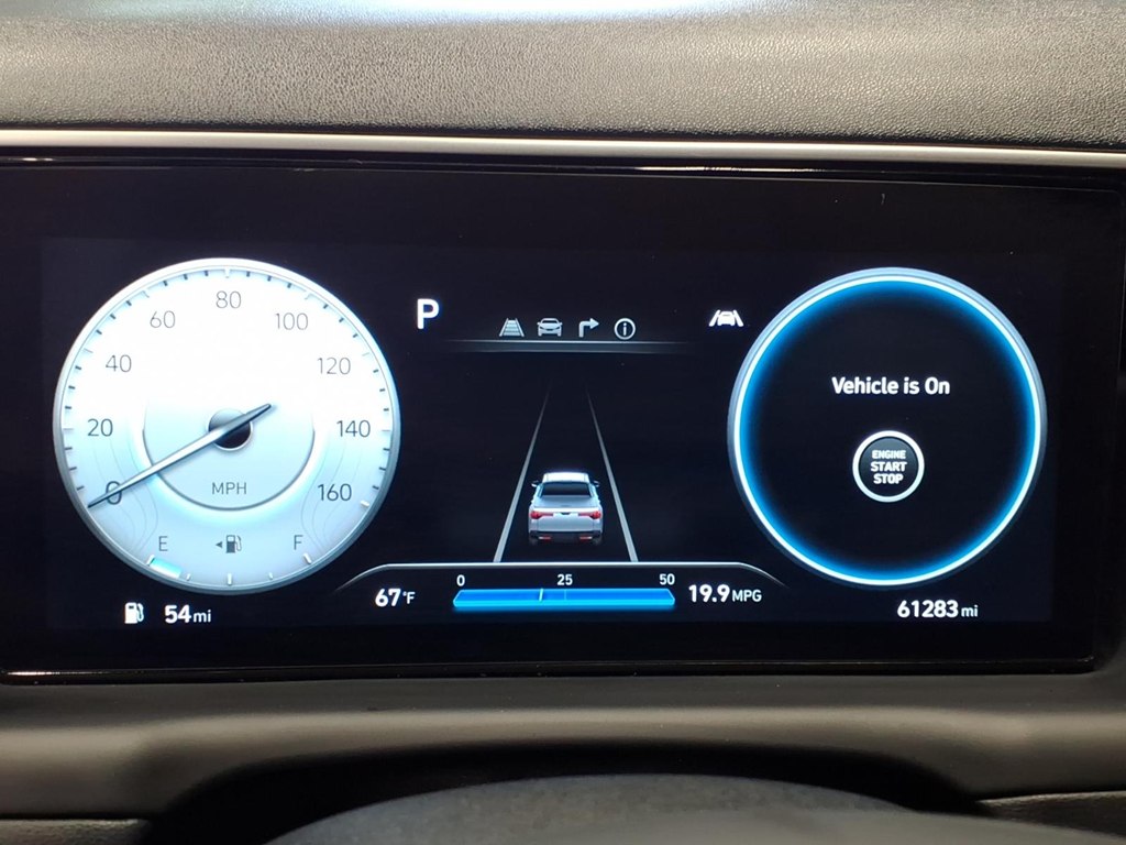 Photo 11 of this HYUNDAI SANTA CRUZ