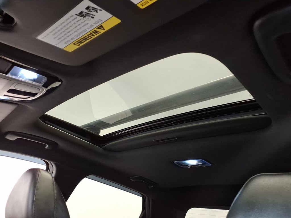 Photo 23 of this HYUNDAI SANTA CRUZ