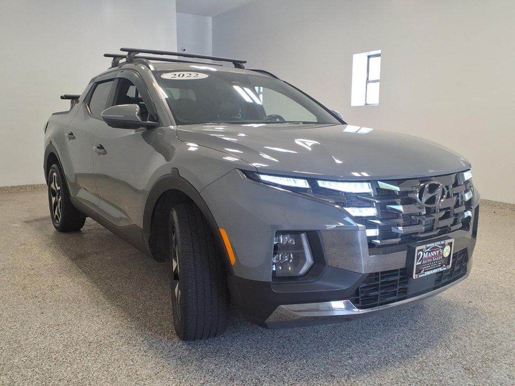 Photo 3 of this HYUNDAI SANTA CRUZ