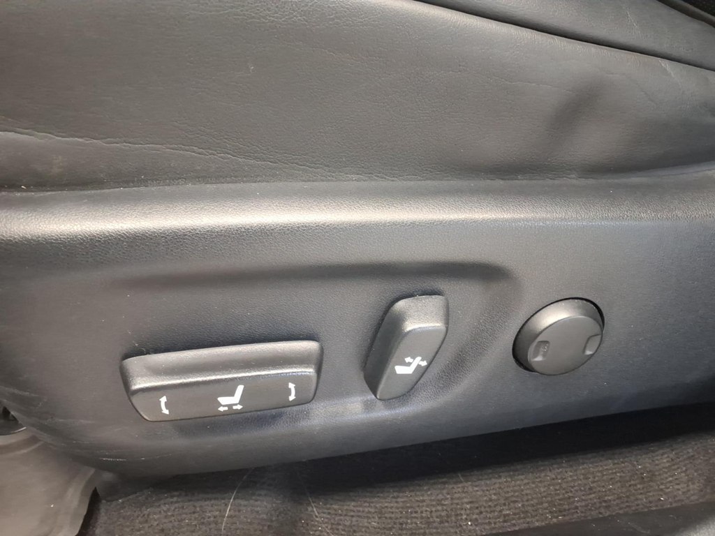 Photo 20 of this LEXUS NX 300