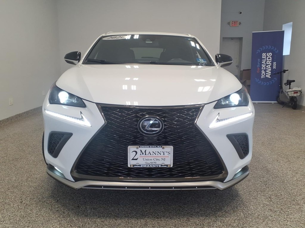 Photo 2 of this LEXUS NX 300