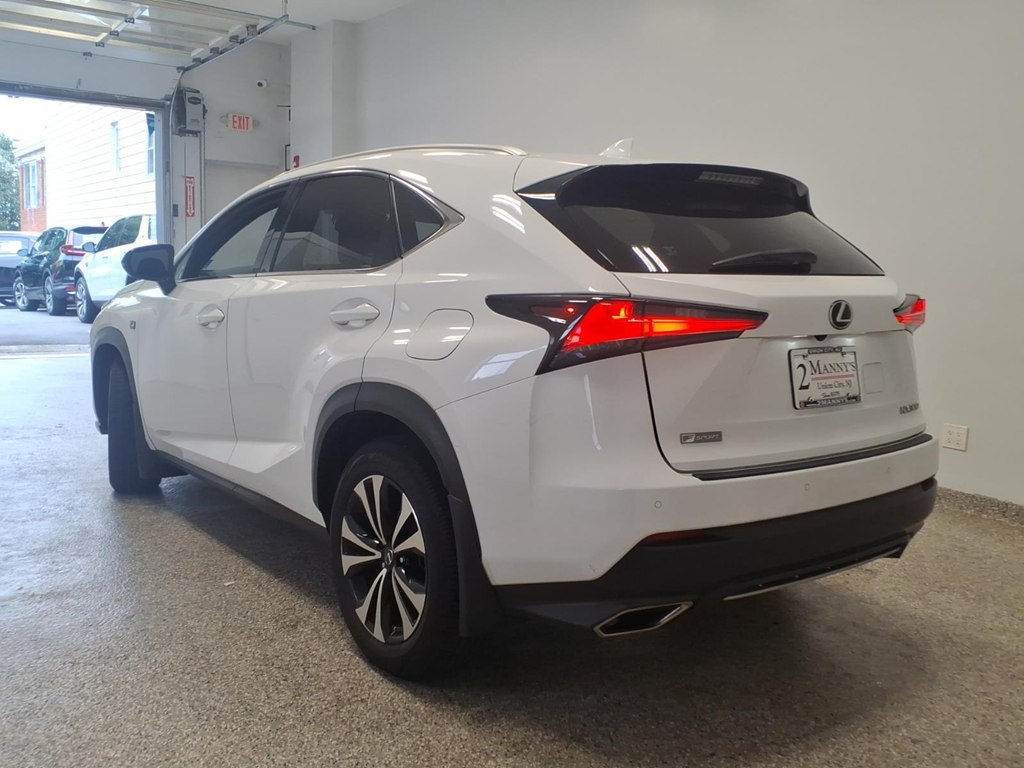 Photo 6 of this LEXUS NX 300