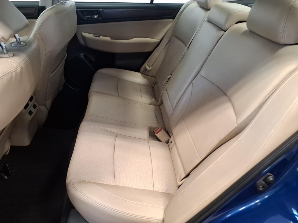 Photo 21 of this SUBARU LEGACY