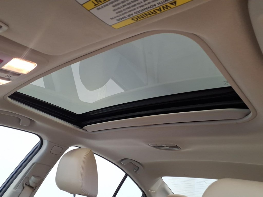 Photo 23 of this SUBARU LEGACY