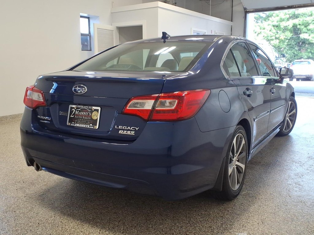 Photo 4 of this SUBARU LEGACY