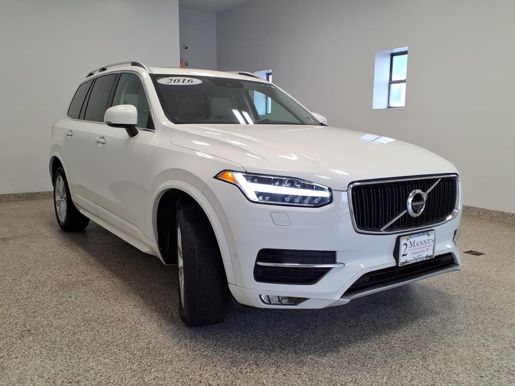 Photo 3 of this VOLVO XC90
