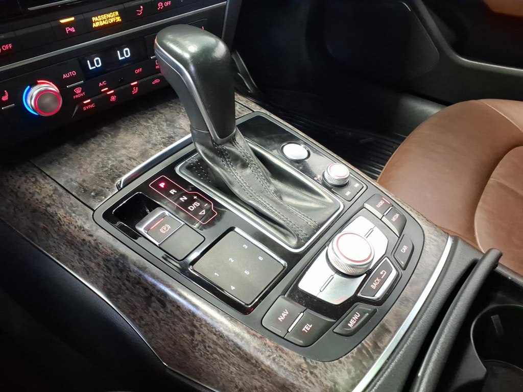 Photo 16 of this AUDI A7
