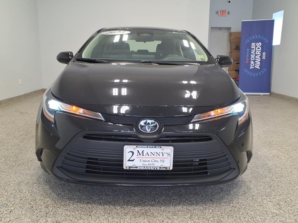 Photo 2 of this TOYOTA COROLLA