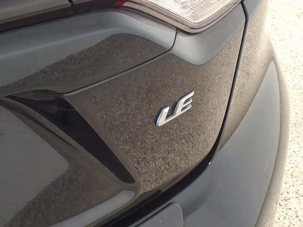 Photo 24 of this TOYOTA COROLLA