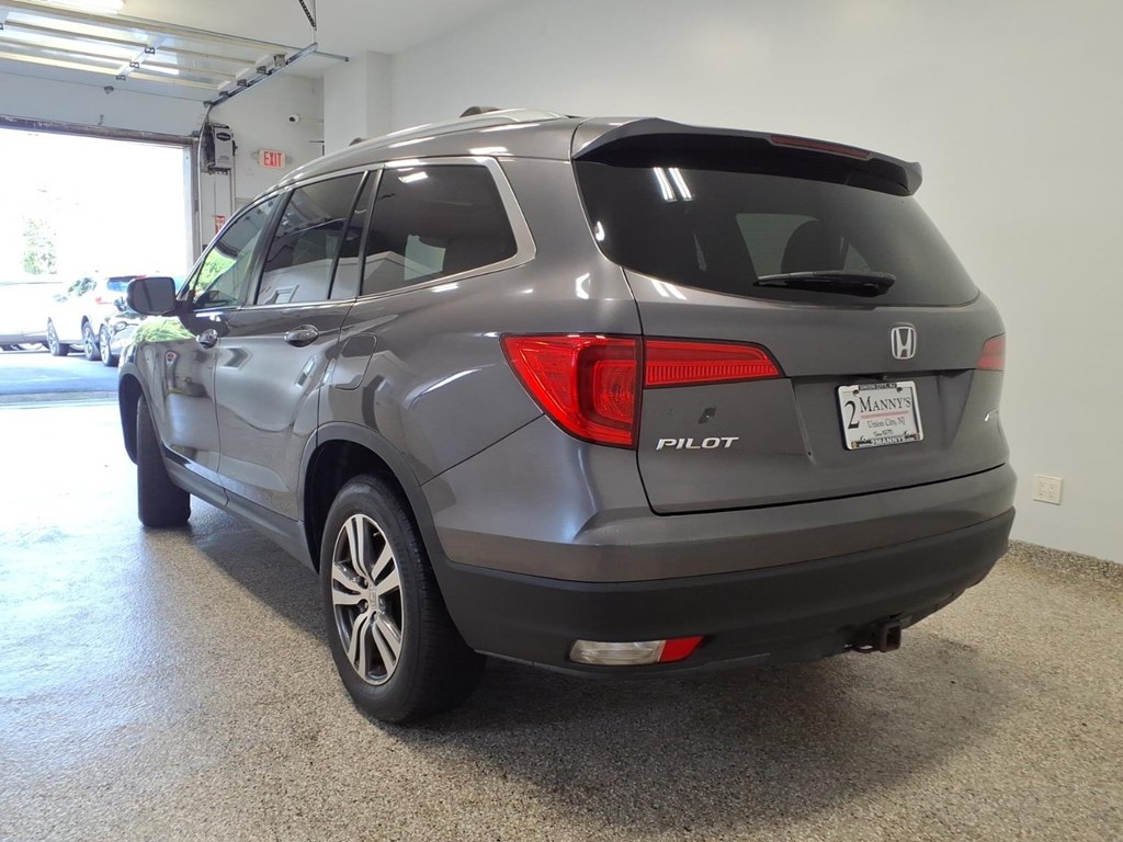 Photo 6 of this HONDA PILOT