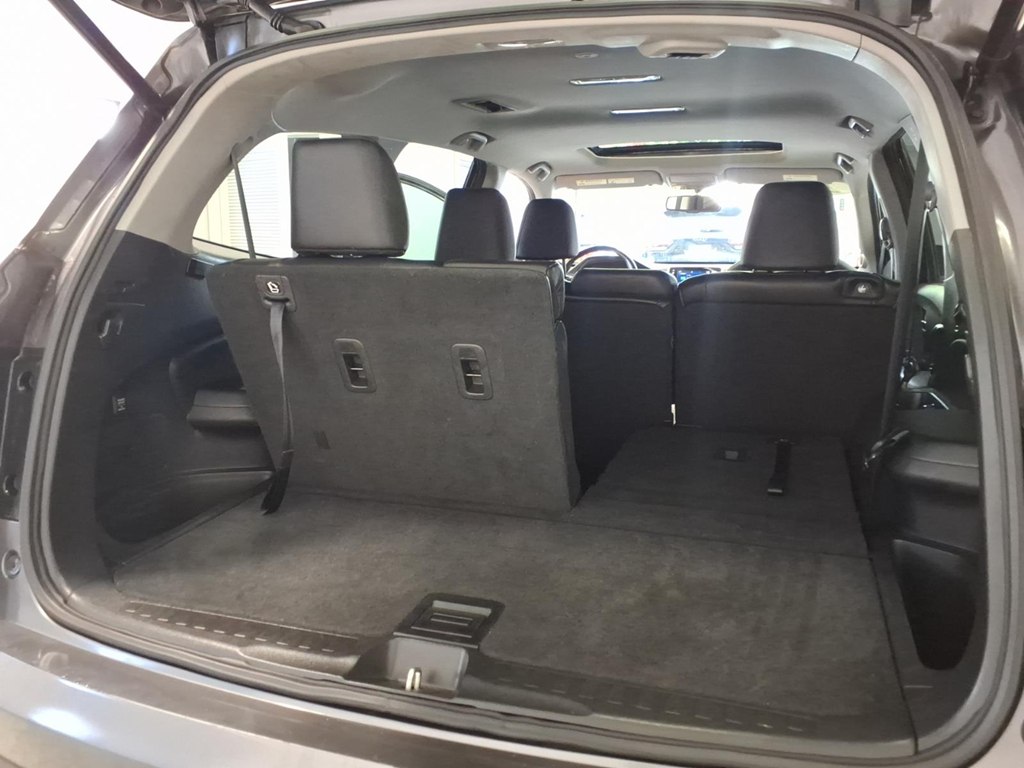 Photo 26 of this HONDA PILOT