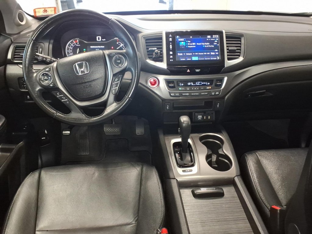Photo 9 of this HONDA PILOT