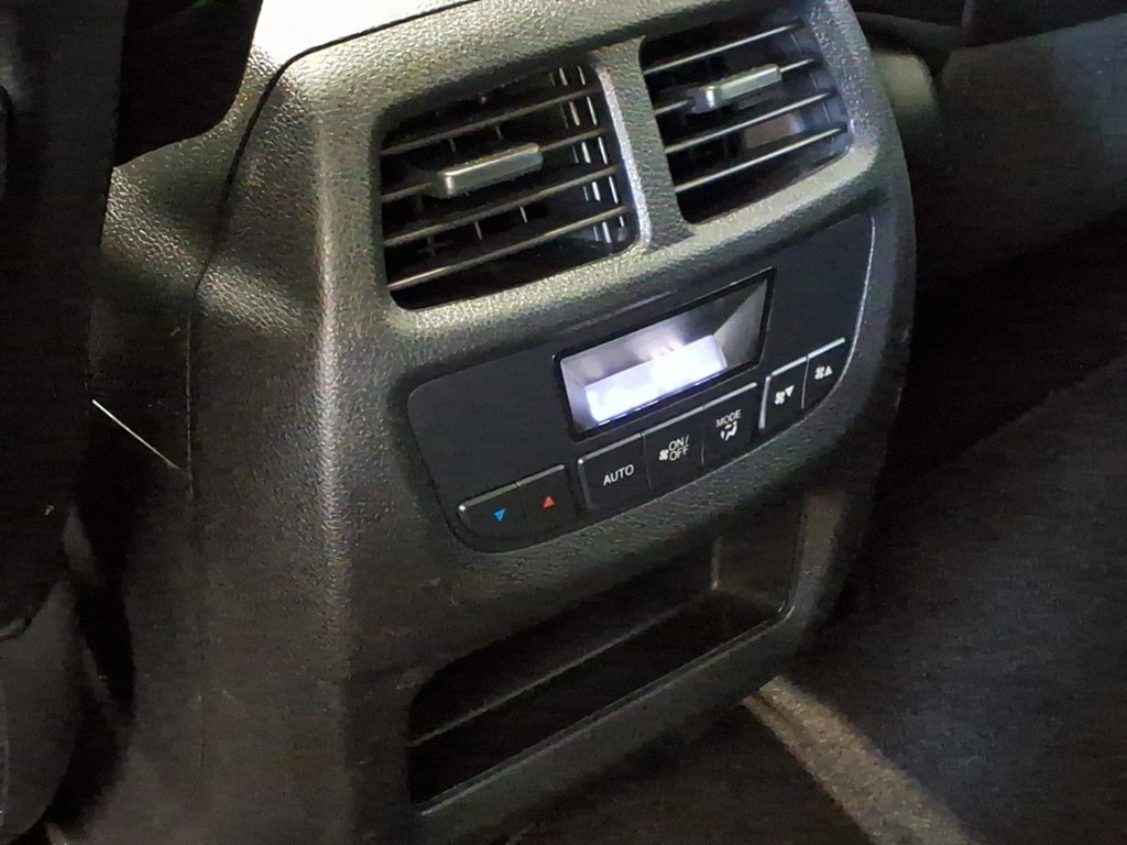 Photo 22 of this HONDA PILOT