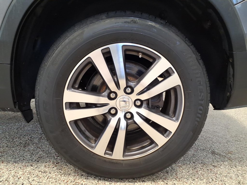 Photo 7 of this HONDA PILOT