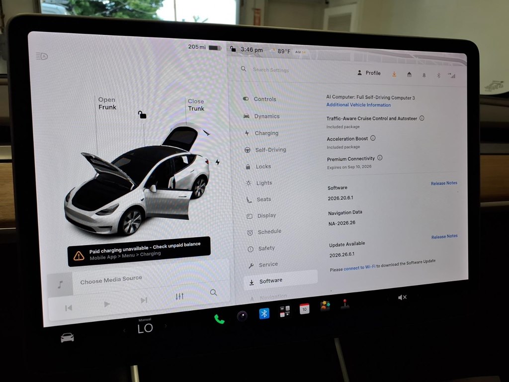 Photo 14 of this TESLA MODEL Y