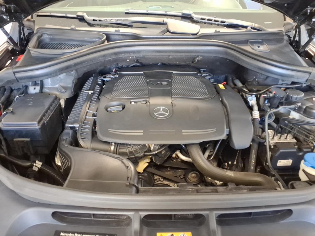 Photo 22 of this MERCEDES-BENZ GLE