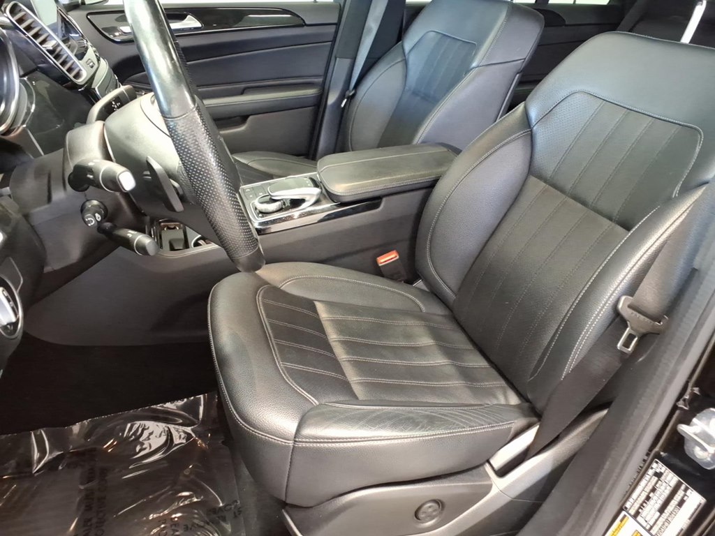 Photo 18 of this MERCEDES-BENZ GLE