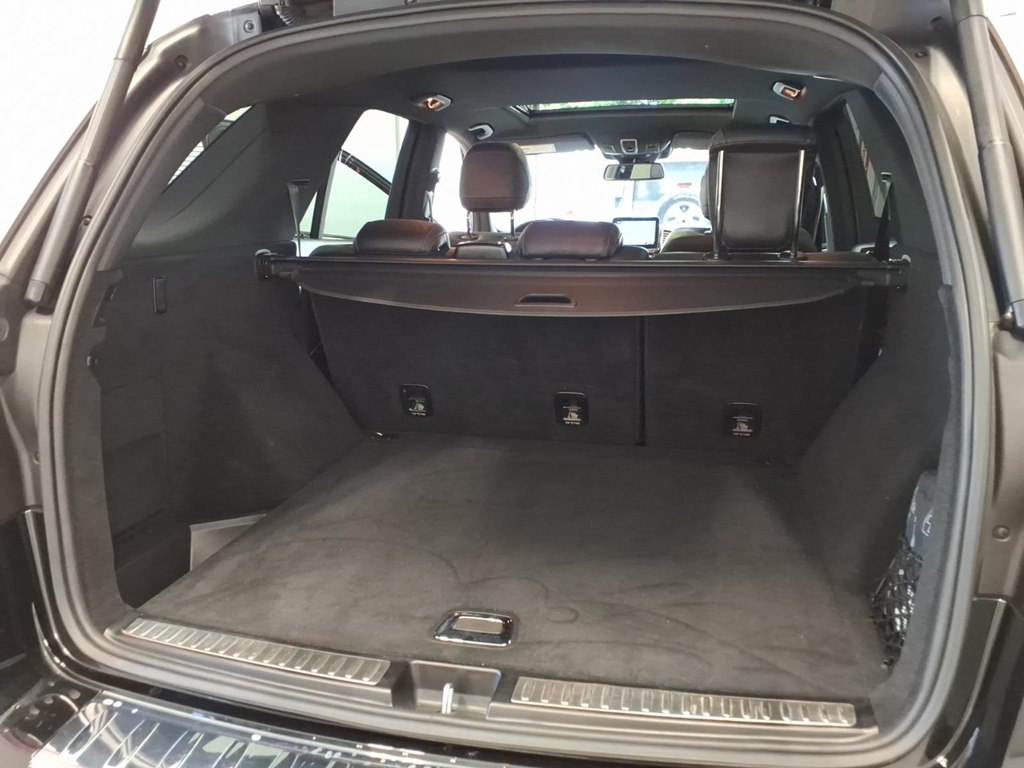 Photo 24 of this MERCEDES-BENZ GLE