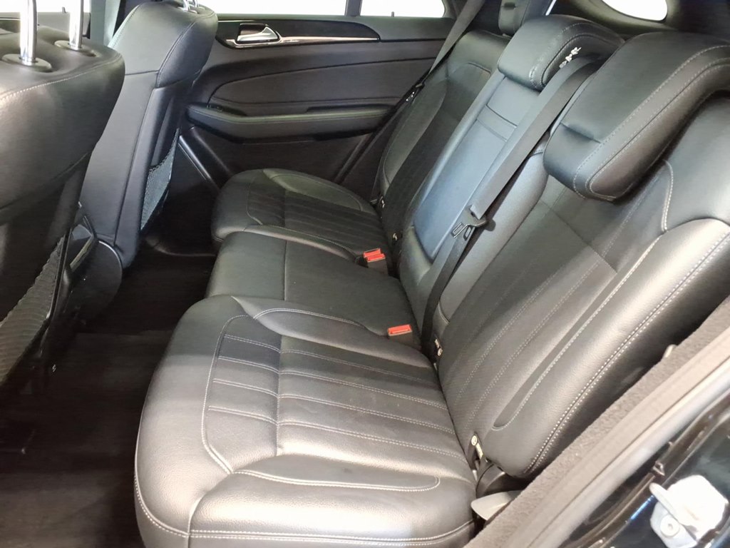 Photo 20 of this MERCEDES-BENZ GLE