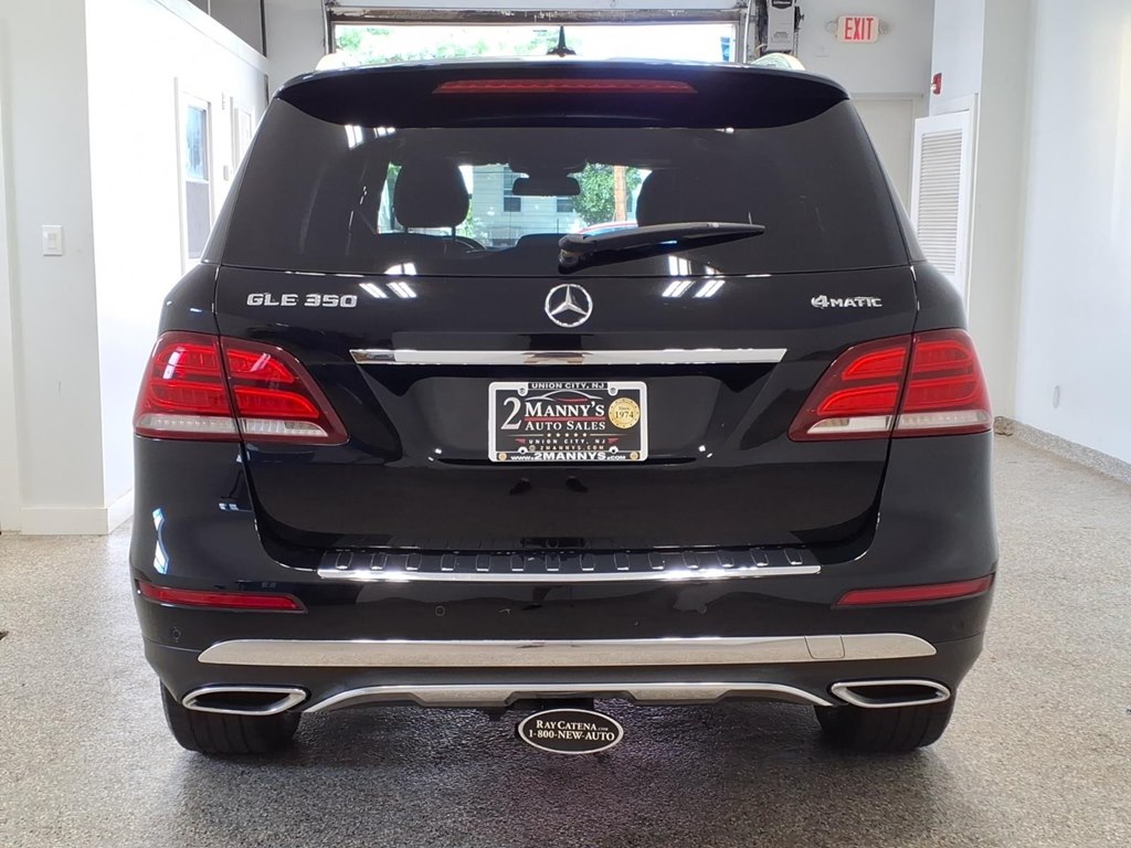 Photo 5 of this MERCEDES-BENZ GLE