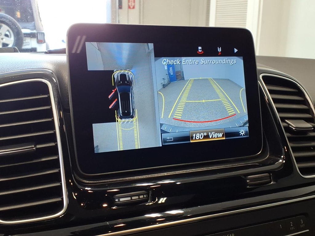 Photo 14 of this MERCEDES-BENZ GLE