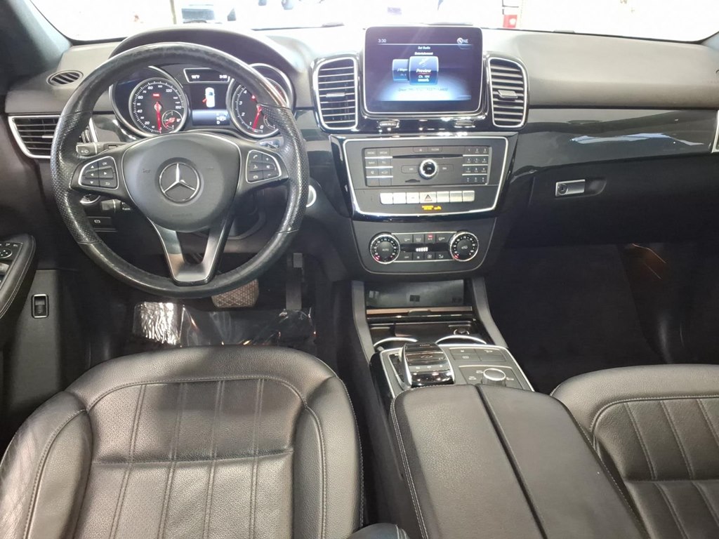 Photo 9 of this MERCEDES-BENZ GLE