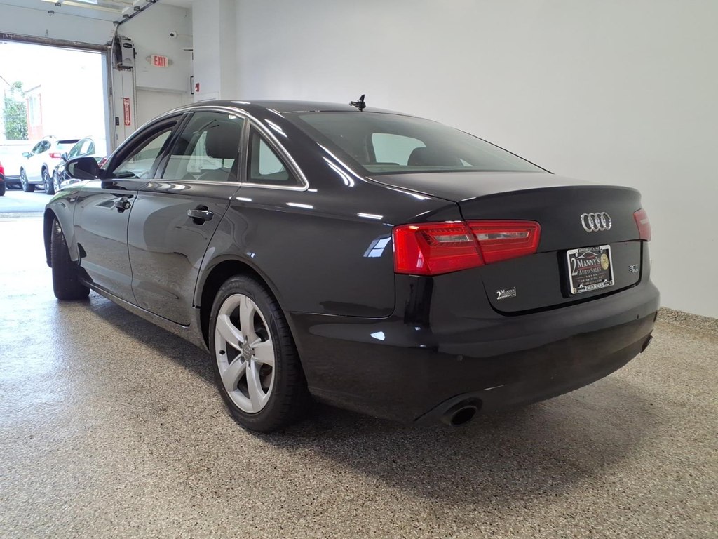 Photo 6 of this AUDI A6