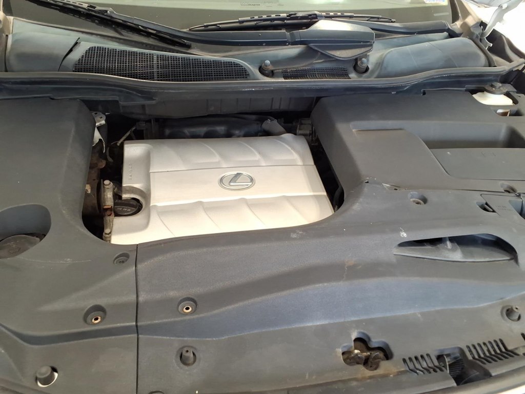 Photo 22 of this LEXUS RX 350