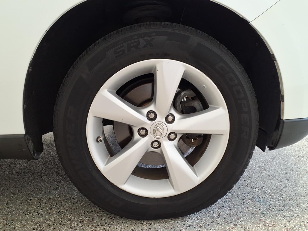 Photo 7 of this LEXUS RX 350