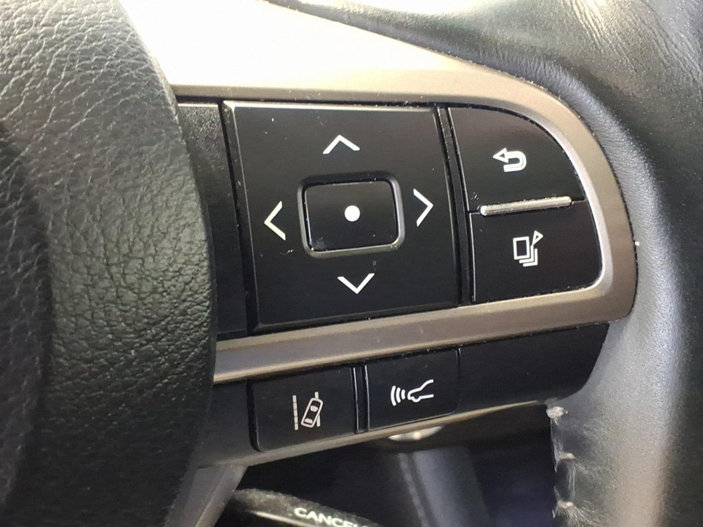 Photo 12 of this LEXUS RX 350