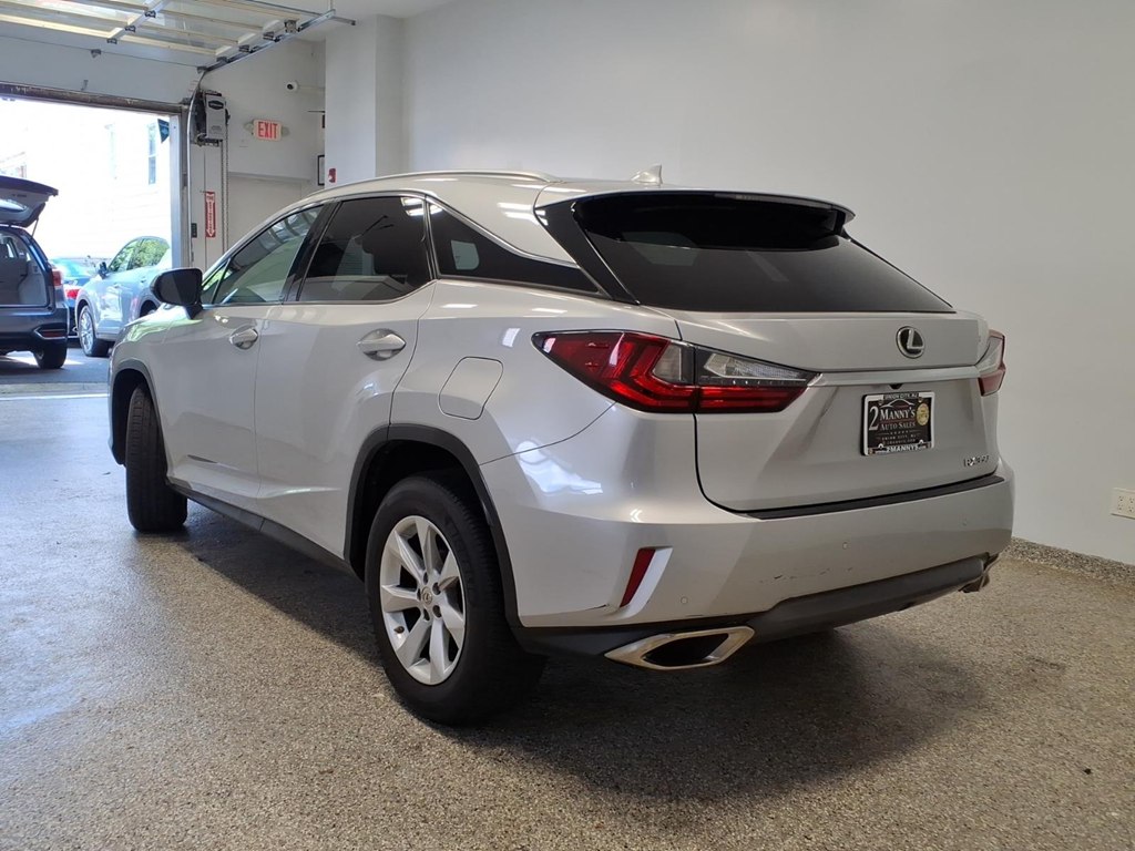Photo 6 of this LEXUS RX 350