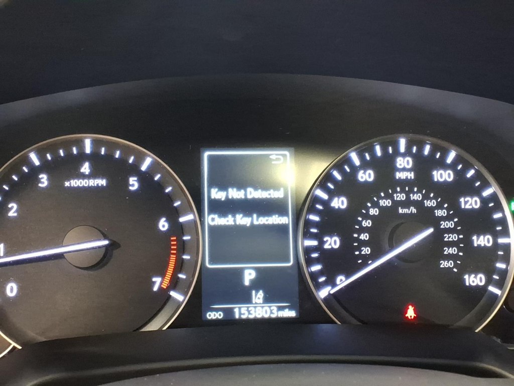 Photo 11 of this LEXUS RX 350