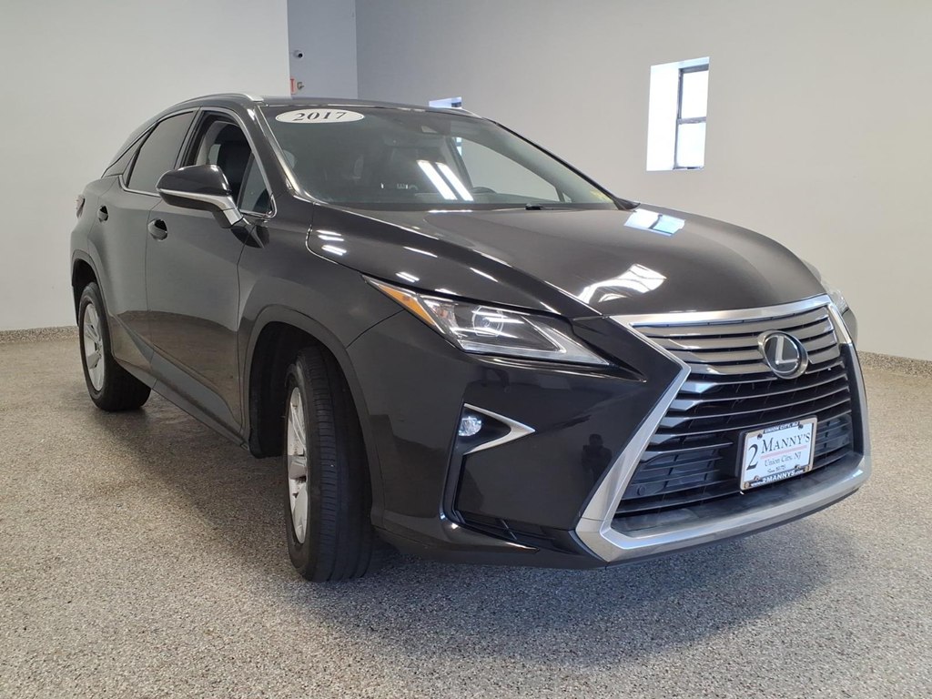 Photo 3 of this LEXUS RX 350