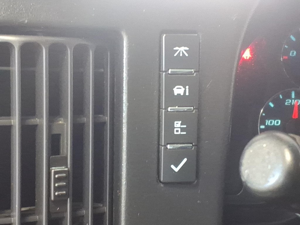 Photo 10 of this GMC SAVANA