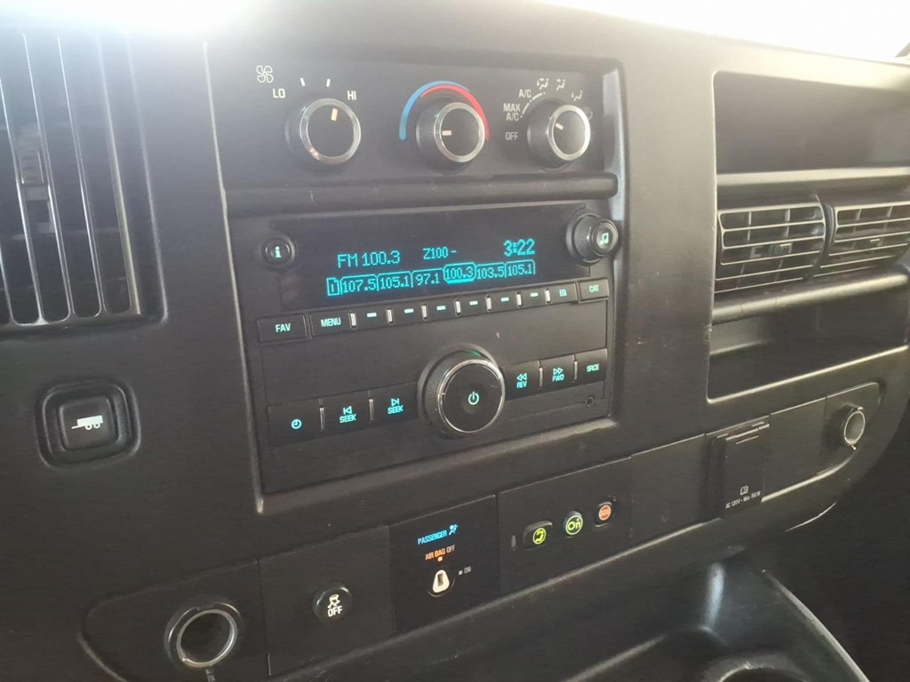 Photo 12 of this GMC SAVANA