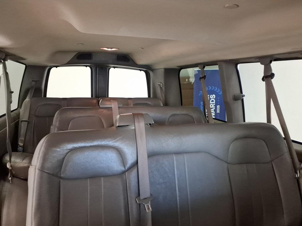 Photo 15 of this CHEVROLET EXPRESS