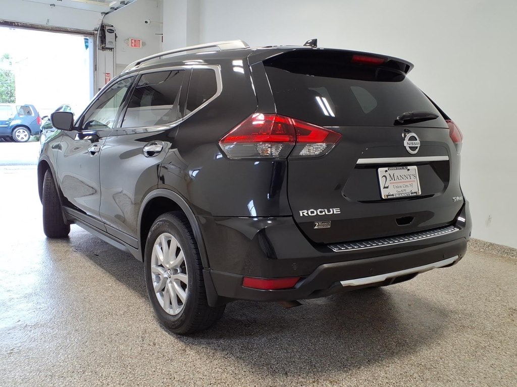 Photo 6 of this NISSAN ROGUE