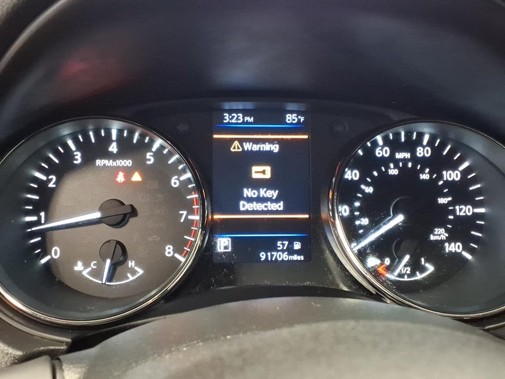 Photo 12 of this NISSAN ROGUE