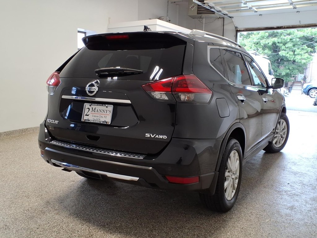 Photo 4 of this NISSAN ROGUE