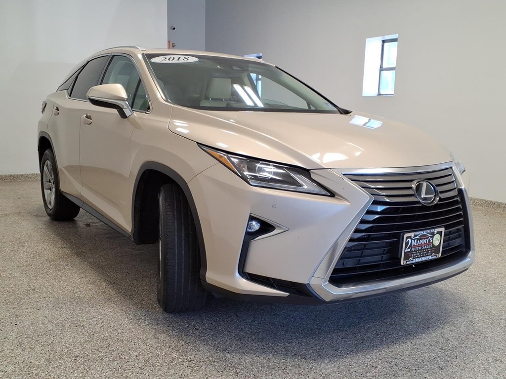 Photo 3 of this LEXUS RX 350