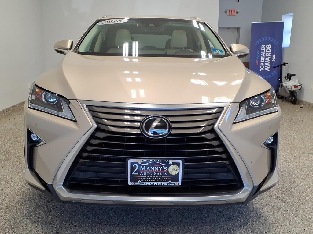 Photo 2 of this LEXUS RX 350