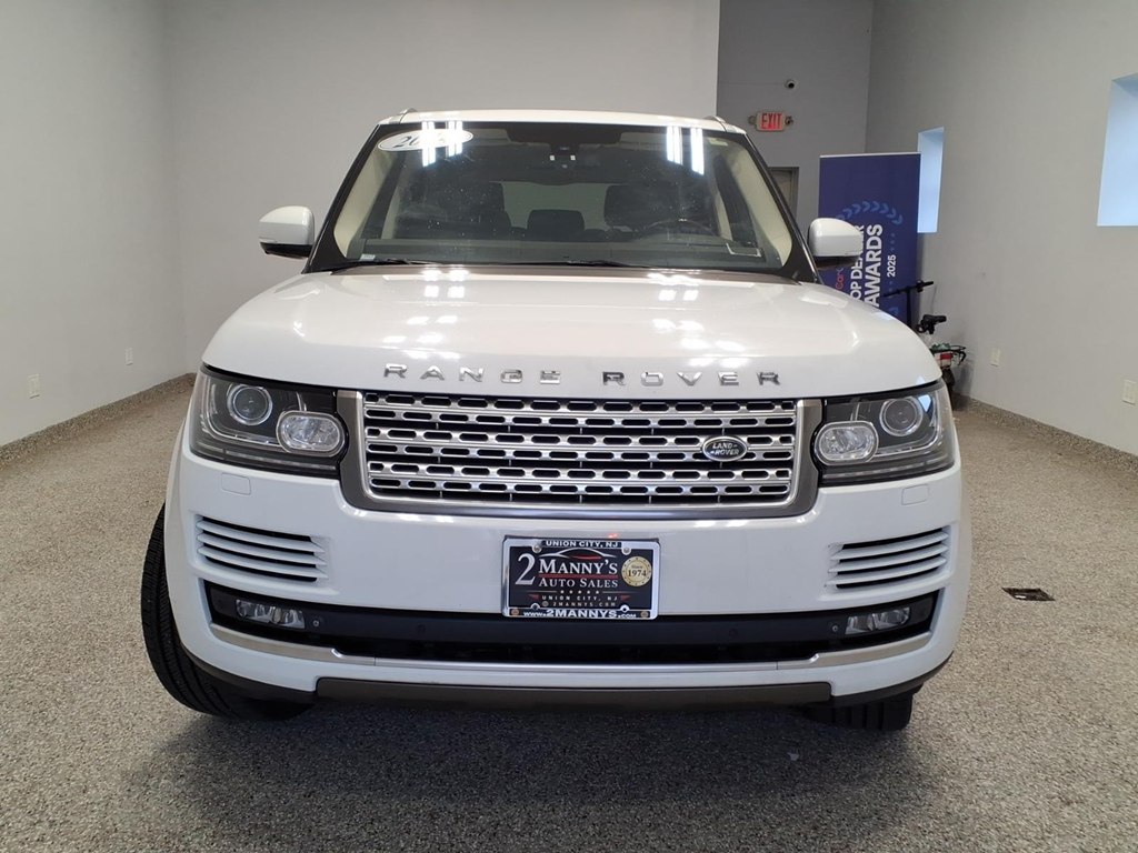 Photo 2 of this LAND ROVER RANGE ROVER
