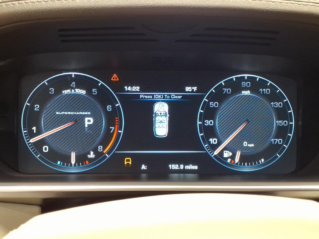 Photo 10 of this LAND ROVER RANGE ROVER