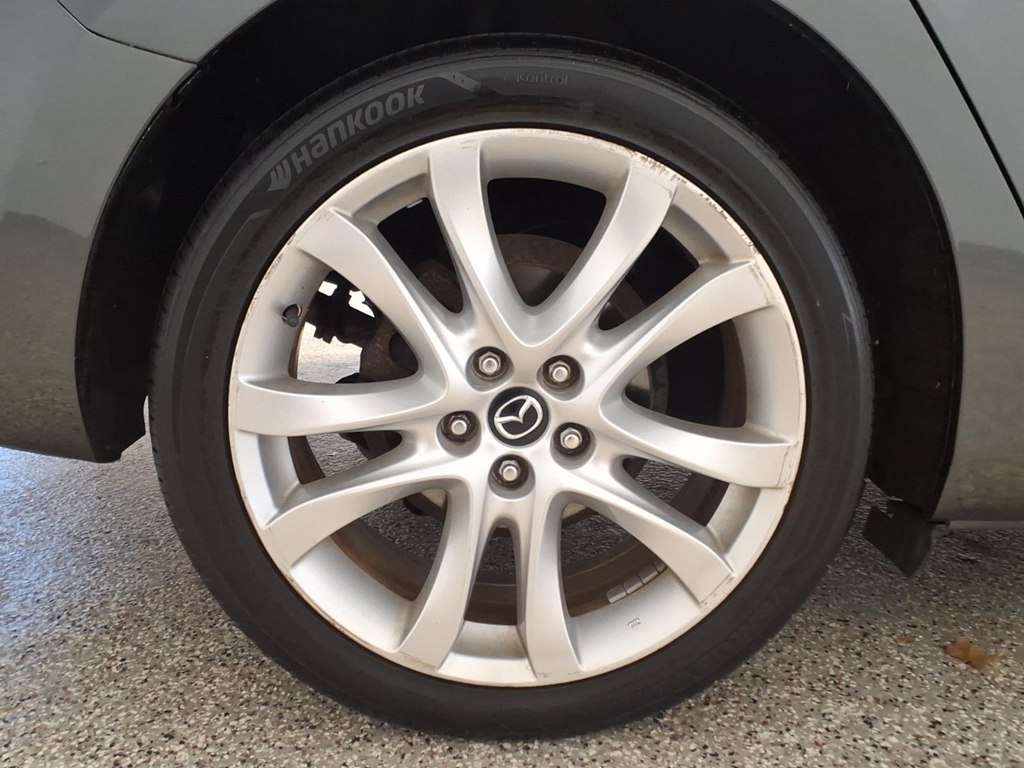 Photo 7 of this MAZDA MAZDA6
